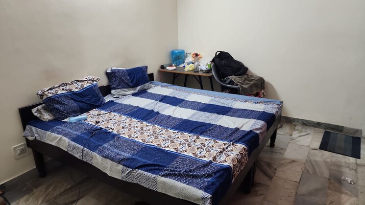 Bedroom, shipra-suncity 1 Bedroom 600 Sq.Ft. Apartment In Vaibhav Khand Ghaziabad 9426606