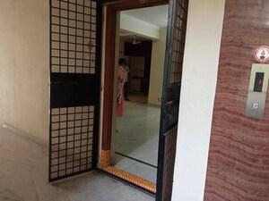 Room in 3 BHK Apartment at Habsiguda – for Sale