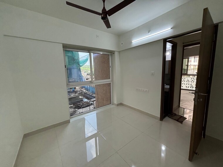 Room, sd-siennaa-wing-d 2 Bedroom 721 Sq.Ft. Apartment In Kandivali East Mumbai 9426647