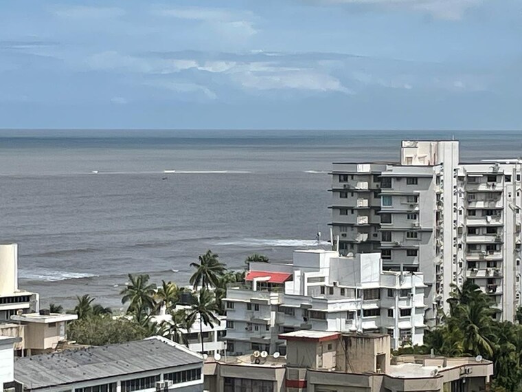 Exterior View, hill-post 3 Bedroom 1200 Sq.Ft. Apartment In Pali Hill Mumbai 9426718