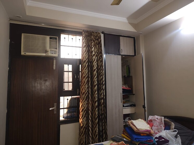 Living Room, amrapali-vaishali 2 Bedroom 900 Sq.Ft. Builder Floor In Vaishali Sector 3 Ghaziabad 9426697