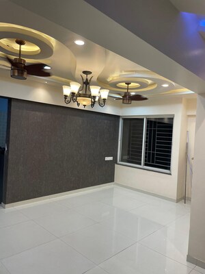 Furnished Amenities in 2.5 BHK Apartment at Mantra Mirari, Koregaon Park – for Rent