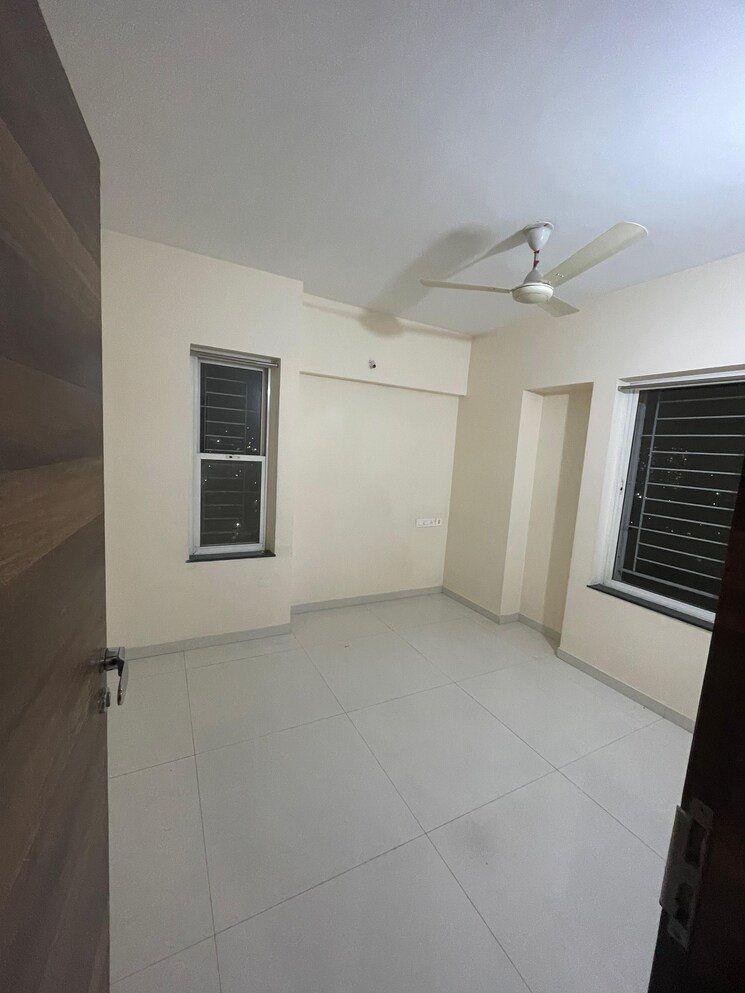 Room, mantra-mirari 2.5 Bedroom 1200 Sq.Ft. Apartment In Koregaon Park Pune 9426725