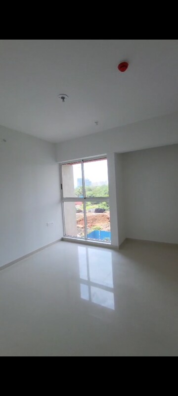 Room in 1 BHK Apartment at Lodha Codename Premier, Dombivli East – for Rent