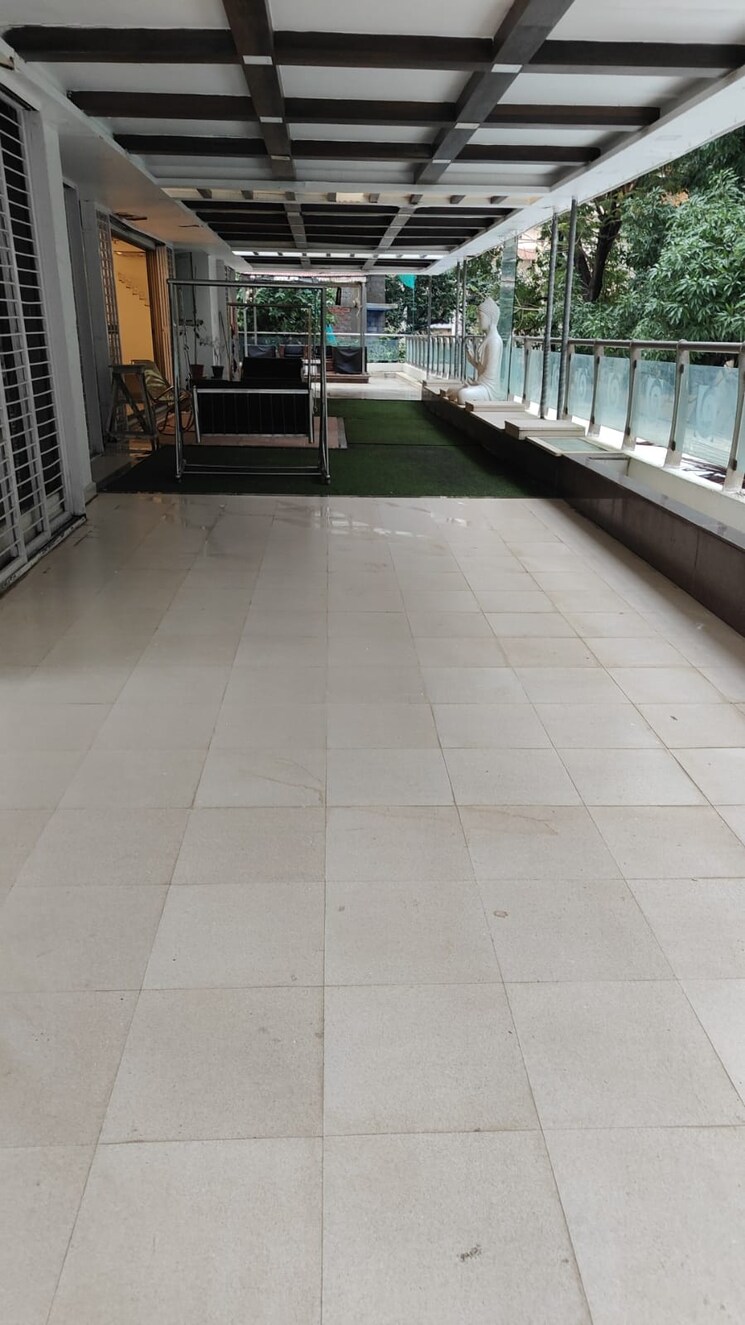 Terrace, joy-white-house 4 Bedroom 4000 Sq.Ft. Apartment In Santacruz West Mumbai 9426758