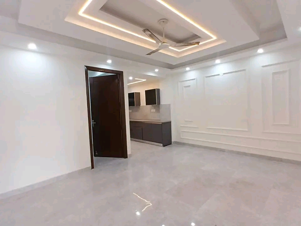 3 BHK + Servant Room Builder Floor For Rent in Chhattarpur Enclave 