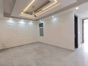 Room in 3 BHK Builder Floor at Chattarpur – for Rent