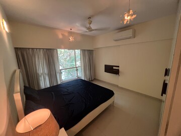 Bedroom in 3 BHK Apartment at Khar West – for Sale