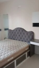 2 BHK 715 Sq.Ft. Apartment in Rustomjee Urbania Azziano