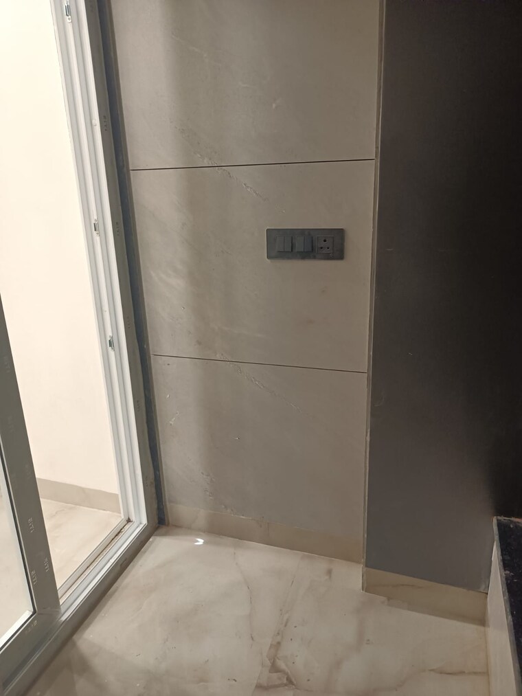 Bathroom, new rajdhani enclave 2 Bedroom 950 Sq.Ft. Builder Floor In New Rajdhani Enclave Delhi 9426844