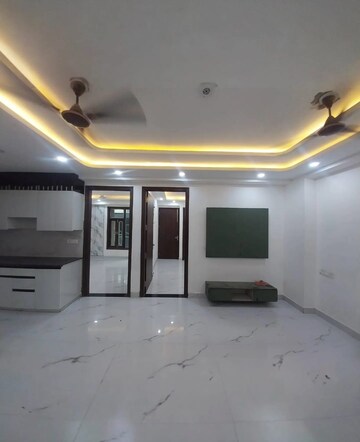Room in 4 BHK Builder Floor at Chattarpur – for Sale