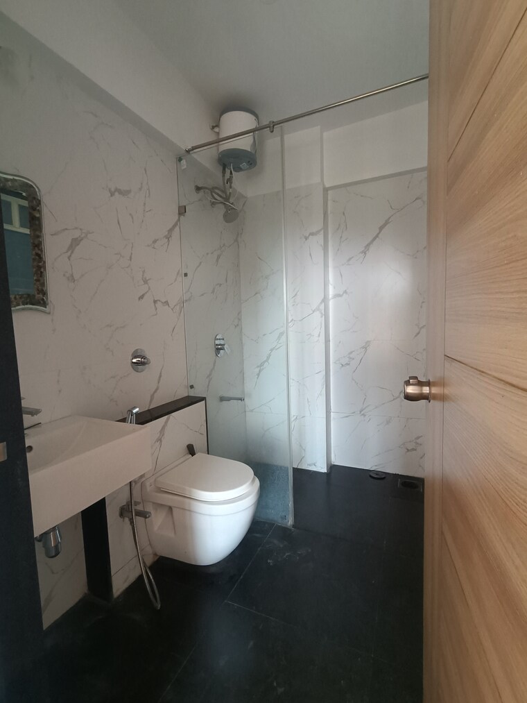Bathroom, anandtara-silicon-bay 3 Bedroom 1500 Sq.Ft. Apartment In Kalyani Nagar Pune 9426842