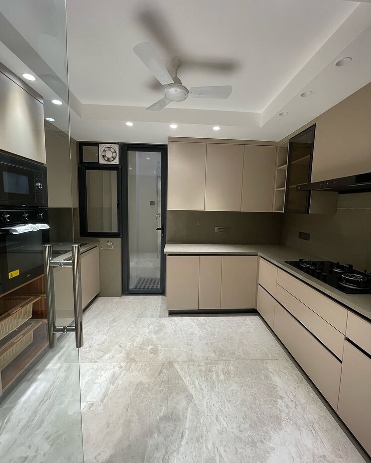 Kitchen, nainilake-rwa 6 Bedroom 450 Sq.Yd. Builder Floor In Model Town Delhi 9426864