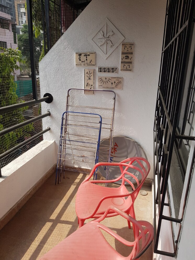 Balcony, signet-yogeshwar-chs 3 Bedroom 1153 Sq.Ft. Apartment In Dahanukar Colony Pune 9426845
