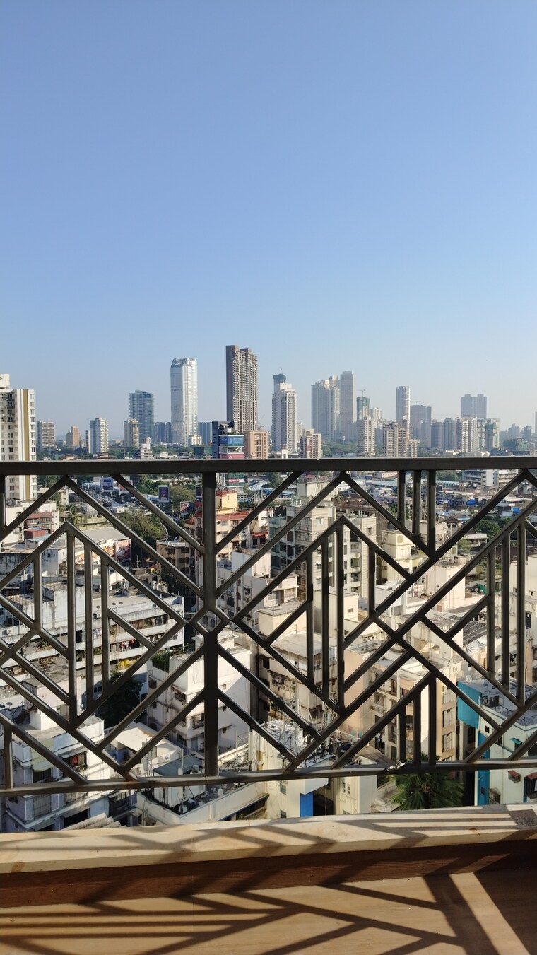 Exterior View, sugee-laxmi-niwas 2 Bedroom 730 Sq.Ft. Apartment In Dadar West Mumbai 9426877