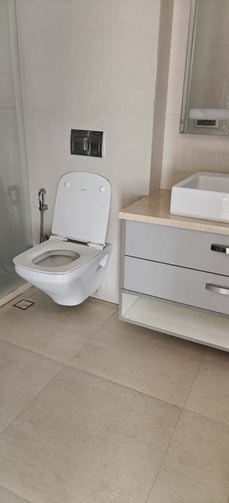 Master Bedroom, dlf phase ii 3 Bedroom 215 Sq.Ft. Builder Floor In Dlf Phase ii Gurgaon 9426911