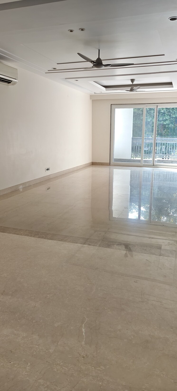 Room, dlf phase ii 3 Bedroom 215 Sq.Ft. Builder Floor In Dlf Phase ii Gurgaon 9426911