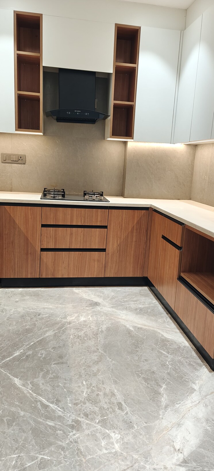 Kitchen, dlf phase ii 3 Bedroom 215 Sq.Ft. Builder Floor In Dlf Phase ii Gurgaon 9426911
