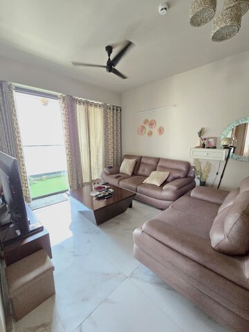 Living Room in 3.5 BHK Apartment at M3M Sky City, Sector 65 – for Rent
