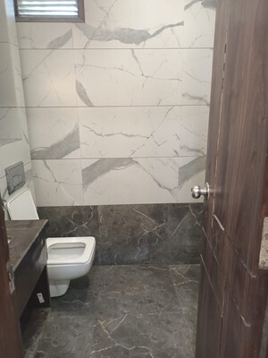 Bathroom in 3 BHK Builder Floor at Anand Vihar – for Rent