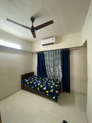 Bedroom in 2 BHK Apartment at Lodha Amara, Kolshet Road – for Rent
