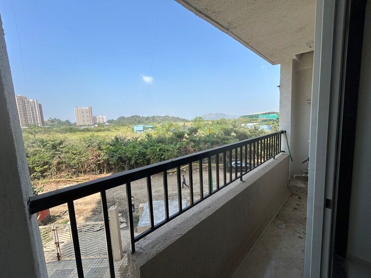 Balcony, mahavir-kalpavruksha 1 Bedroom 300 Sq.Ft. Apartment In Ghodbunder Road Thane 9426944