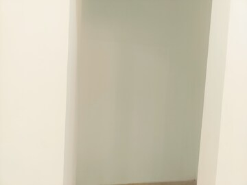 Room in 3 BHK Builder Floor at Sushma Valencia, International Airport Road – for Sale