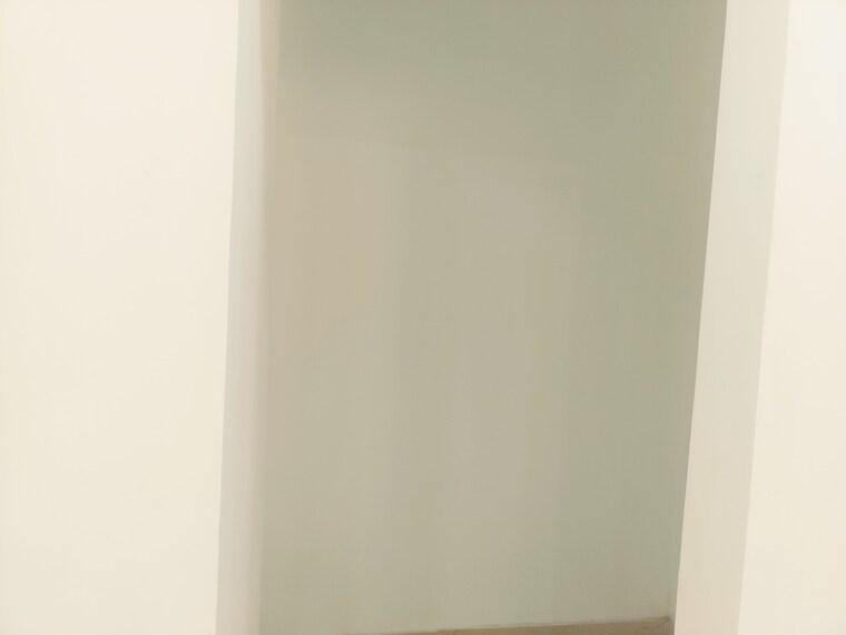 Room, sushma-valencia 3 Bedroom 2245 Sq.Ft. Builder Floor In International Airport Road Zirakpur 9426980