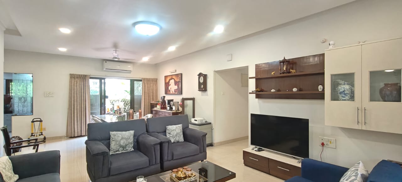 4 BHK Apartment For Sale in Kumar Hillscapes