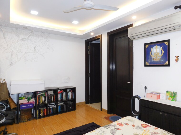 Bedroom, hauz khas 3 Bedroom 1700 Sq.Ft. Builder Floor In Hauz Khas Delhi 9426985