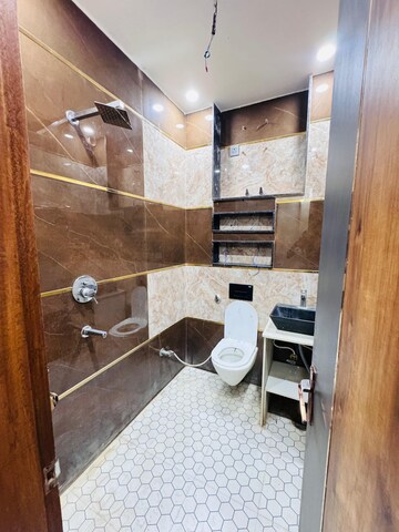 Team Area in 3 BHK Builder Floor at Burari – for Rent