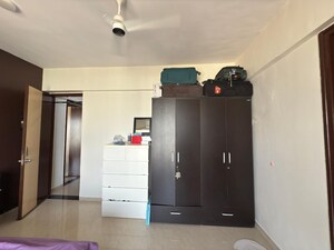 3 BHK Apartment For Rent in New India Grace Luxuria, Malad West