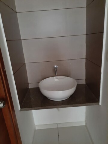 Bathroom in 2 BHK Apartment at Vaishnodevi Circle – for Rent