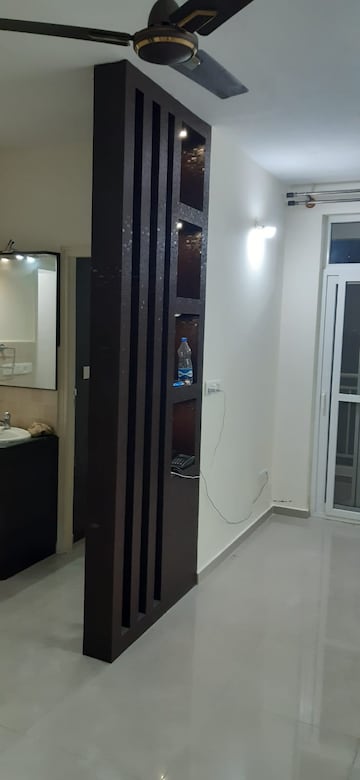 Room in 2 BHK Apartment at Shriram Sameeksha, Jalahalli – for Rent
