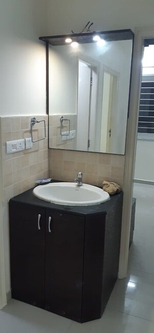 Bathroom in 2 BHK Apartment at Shriram Sameeksha, Jalahalli – for Rent