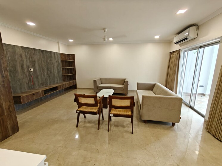 Living Room, mantri-lawns 3 Bedroom 1750 Sq.Ft. Apartment In Aundh Pune 9427099