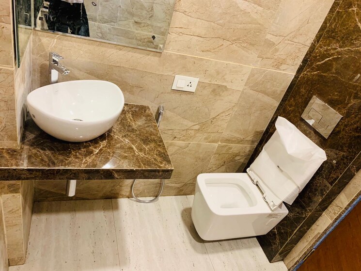 Bathroom, mantri-lawns 3 Bedroom 1750 Sq.Ft. Apartment In Aundh Pune 9427099