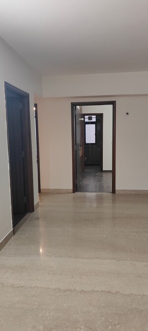 Room in 3 BHK Apartment at Adani Samsara Vilasa, Sector 63 – for Rent