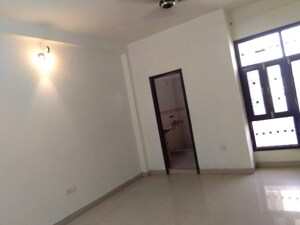 Room in 3 BHK Independent House at Preet Vihar – for Sale