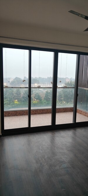 3 BHK Apartment For Rent in Adani Samsara Vilasa, Sector 63