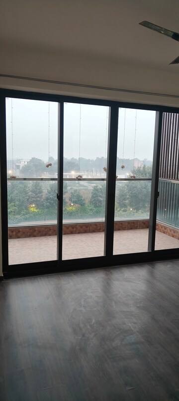 3 BHK Apartment For Rent in Adani Samsara Vilasa, Sector 63