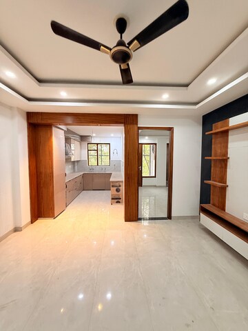 Room in 3 BHK Builder Floor at Fidato Honour Homes, Sector 89 – for Sale