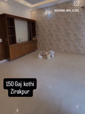 Room in 3 BHK Independent House at Patiala Road – for Sale