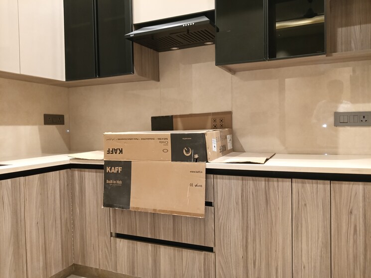 Kitchen, east of kailash 3 Bedroom 1200 Sq.Ft. Builder Floor In East Of Kailash Delhi 9427197