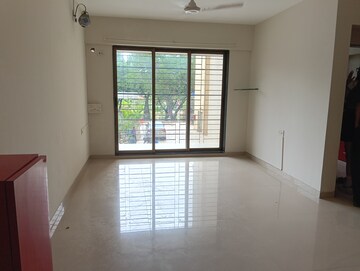 Room in 1 BHK Apartment at Sheth Vasant Galaxy, Goregaon West – for Rent