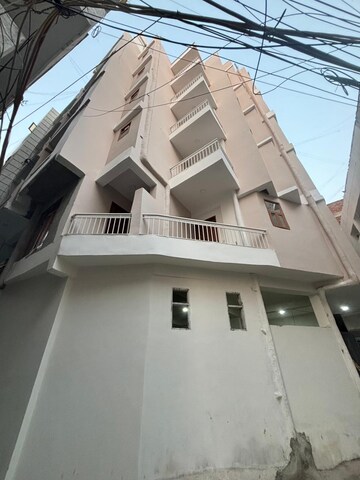 1 BHK Builder Floor For Rent in Saket