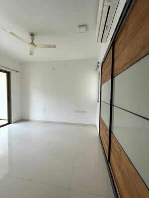 Bedroom in 2.5 BHK Apartment at Lodha Splendora Platino, Ghodbunder Road – for Sale