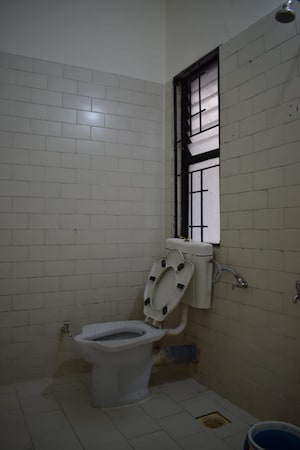 Bathroom in 2 BHK Apartment at Anand Park Aundh, Aundh – for Rent