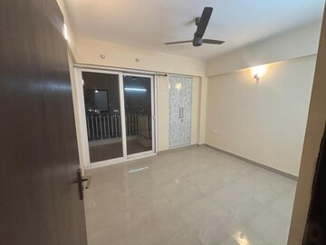 Room in 3 BHK Apartment at Spacetech Edana, Alpha 1 Greater Noida – for Sale