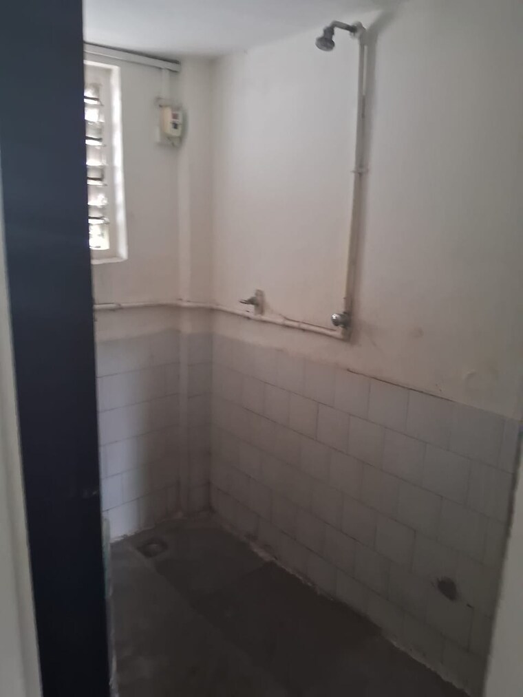 Bathroom, sai-samarth-chs-midc 1 Bedroom 425 Sq.Ft. Apartment In Midc Thane 9427262